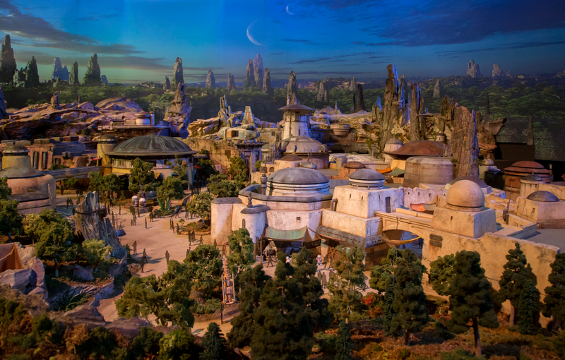 Illustration for article titled Here's Your First Look at an Insanely Detailed Model of Disney's Star Wars Land (UPDATED)